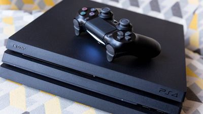 PS4 PRO 1 TB сотилади прошивкали уйини бор