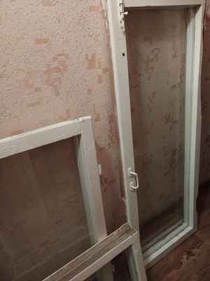 Рамы деревянные б/у