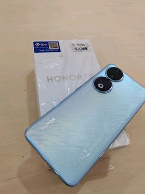 HONOR 90