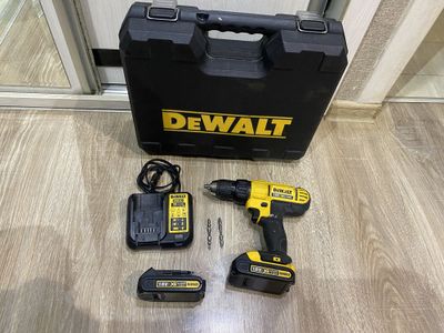 * DeWALT DCD771 -ks шуруповерт оригинал в полном комплекте в отличном