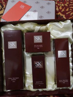 Yaponskaya kosmetika orginal nabor 350$