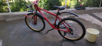 Velosiped sotiladi 948918880