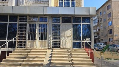 4 хоналик квартира сотилади , офис вариант килиб ишлатса хам булади