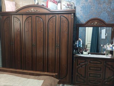 Спальный Мебель и Пеналка для Гостинной
