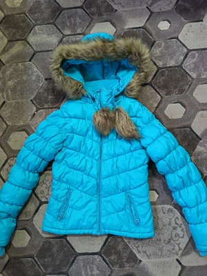 Куртка на девочку на 7-8 лет