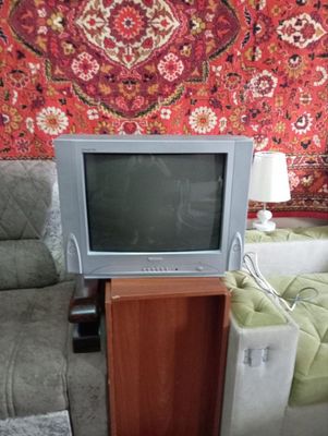 Продается телевизор