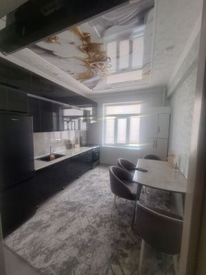 Vagzalda 3 xona uy ijaraga beriladi 2-qavat 600$