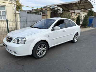 Lacetti. 18 aftomat