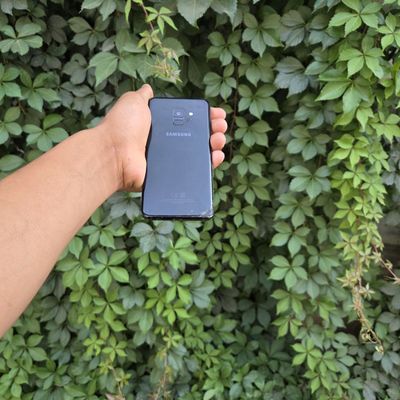 Samsung A8 2018sotiladi dastavka hizmati bor 24/7
