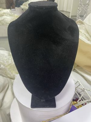 Maniken buyin taqinchoqlar uchun