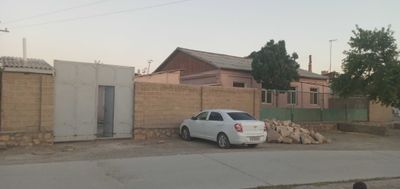 Kogon gorodda uchastka sotiladi