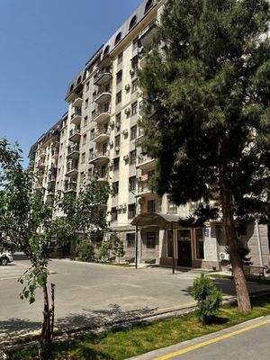 Dream House Продается 4 комнатная коробка Яккасарай