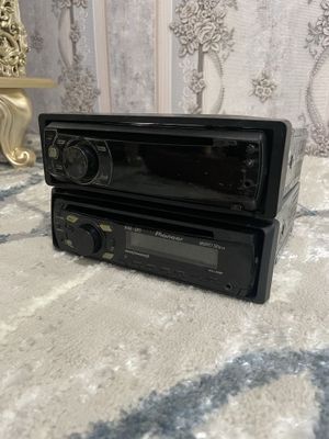 Pioneer delfin p4050ub , deh 1350mp sotiladi