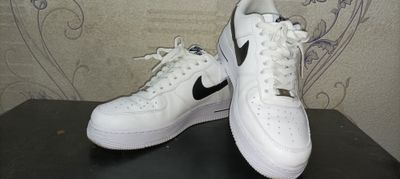 Oq NIKE AIR force 1