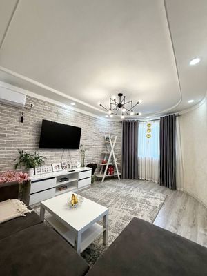 Срочно продается квартира в центре Ташкента с авторским ремонтом