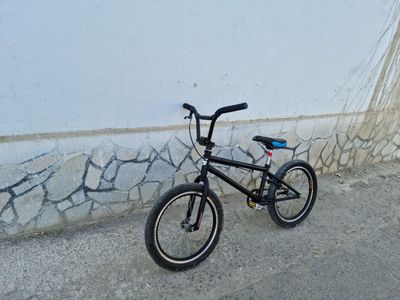 Bmx 20' . . . . .