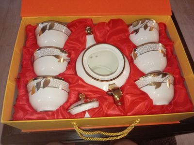 Продам Чайный сервиз