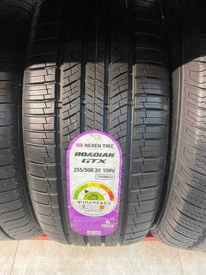 Nexen Roadian GTX 255/50R20