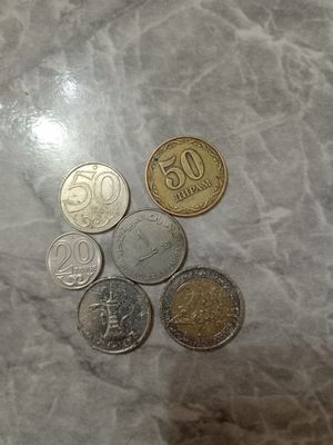 Продаю монеты разных стран