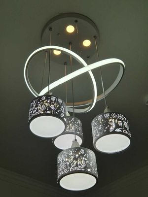 LED-люстра в стиле хай-тек