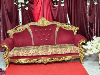 Yumshoq mebel sotiladi ikkita kichigi ham bor