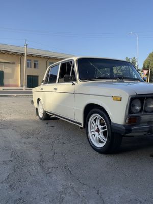 Vaz 2106 sotiladi 1985 yil 1.950$