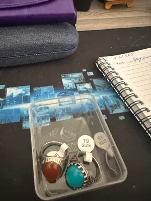 Продам 2 перстня