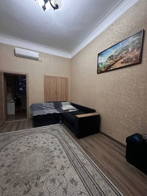 Шота Руставели 2/4/4 Высокопотолочка Срочно 60квм