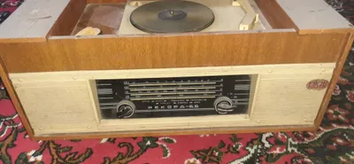 Магнитола ламповая рекорд 66