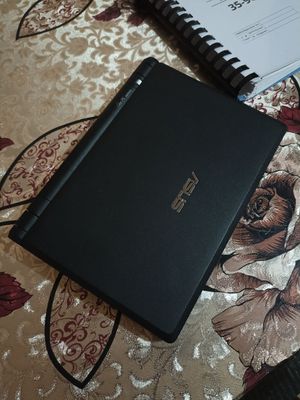 Noutbuk ASUS mini sotiladi oʻqish uchung zor ekang