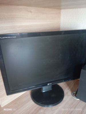 Монитор, LG W1942S