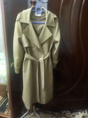 Holati yangi  kiyilgan narxi 550 000so'm