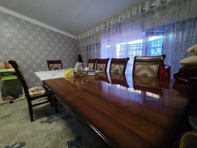 Продам стол с 12 стульями комплект