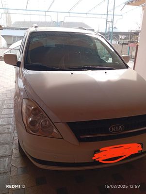 Mashina KIA carnival . miniven