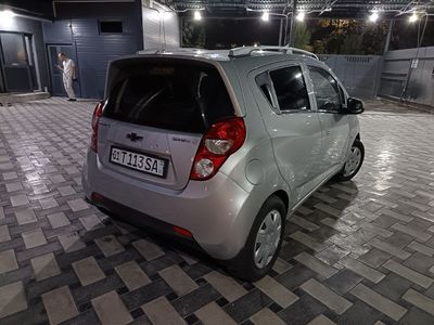 Продается Chevrolet Spark 2014 года