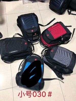 Maktab uchun ryugzaklar