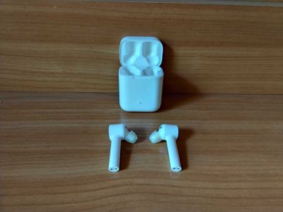 Беспроводные наушники (Mi True Wireless Earphones)