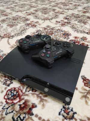 Playstation3 srochna sotiladi