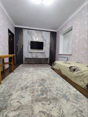 Сдается 3x комнатная квартира С обстановкой В горде Алмалыке