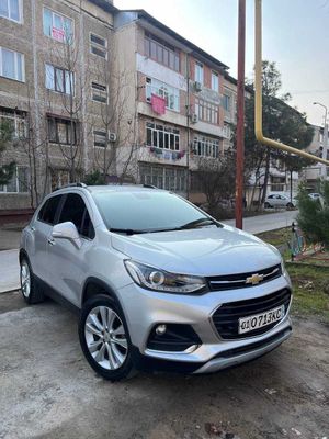 Chevrolet Tracker 1 Premier позиция