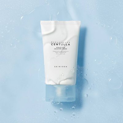 Крем с успокаивающим действием SKIN1004 Madagascar Centella Hyalu-Cica Moisture Cream