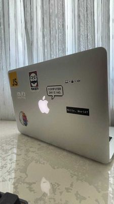 MacBook Pro 2015 • i5 • 16GB RAM • 216GB SSD • Отличное сост.