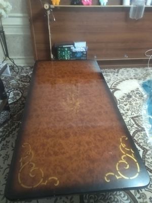 стол сотилади бу
