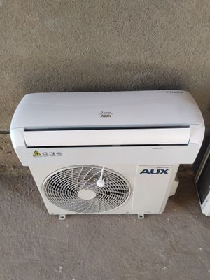 AUX inverter sotiladi