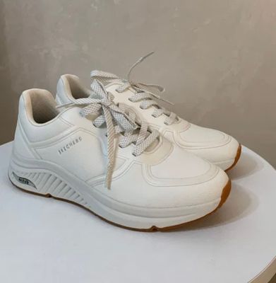 Кроссовки SKECHERS ортопедическая стелька ArchFit