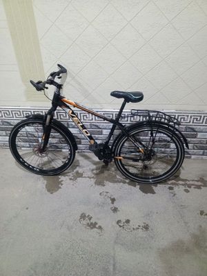 Velosiped bor yengi