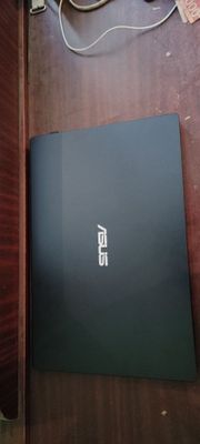 Asus E510 Noutbuk sotiladi