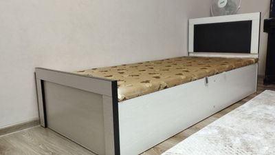 Продаётся кровать