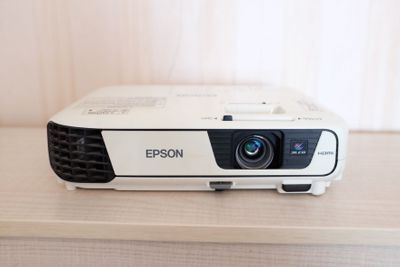 Epson EB-X36 LCD проекторы — 3 шт.