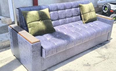 Raskladnoy divan sotiladi
